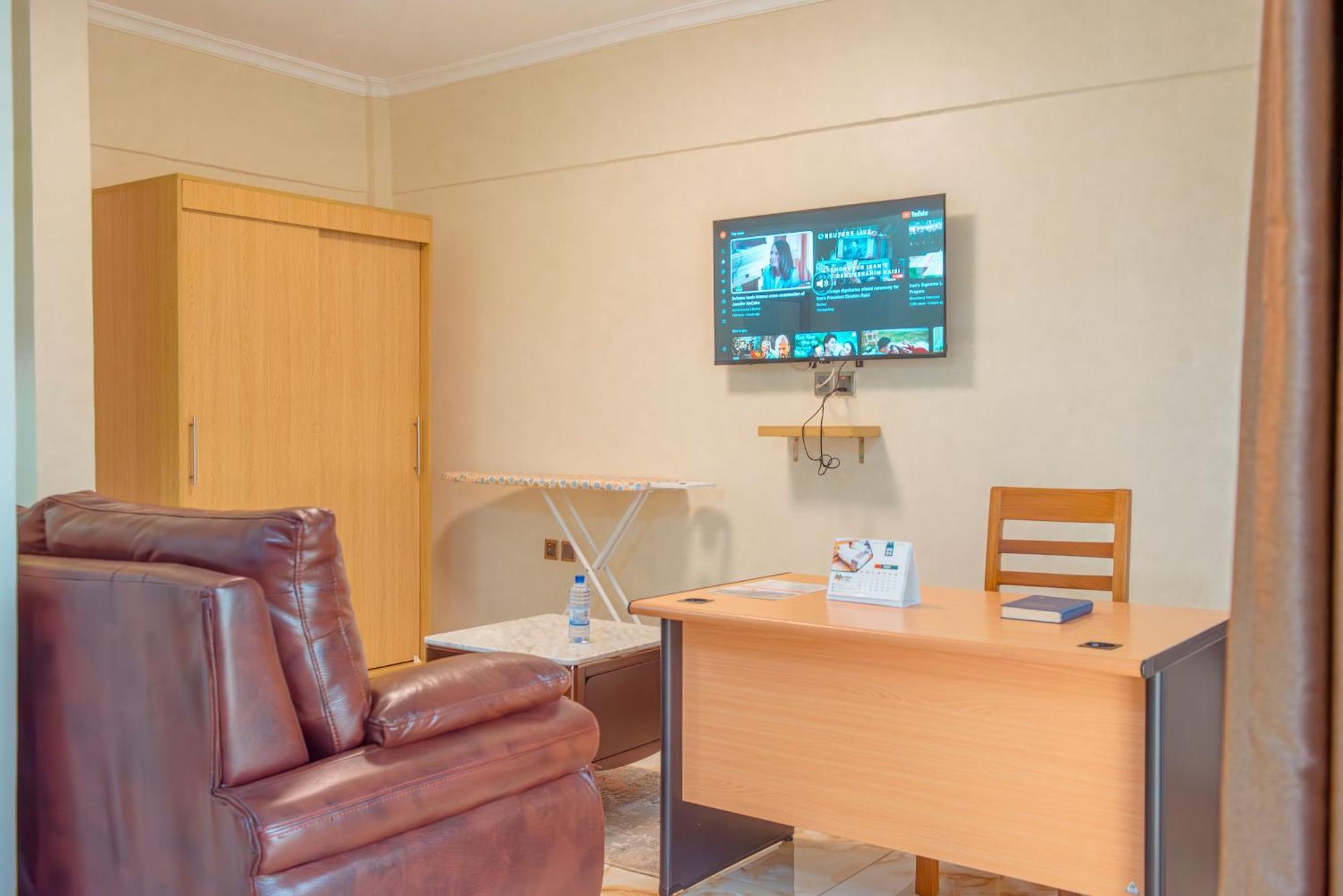 Mountain View Hotel & Apartment Кигали Екстериор снимка